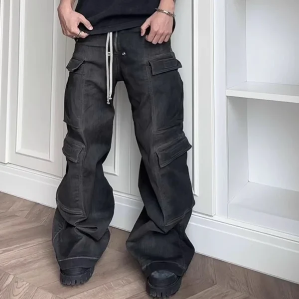 Wide-Leg Baggy Jeans